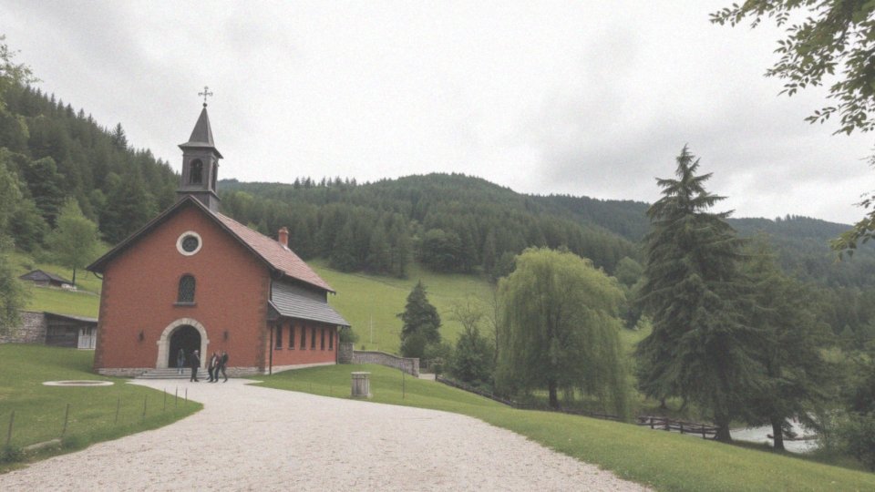 Jak działa zwiedzanie Czerwonego Klasztoru jako atrakcji turystycznej?